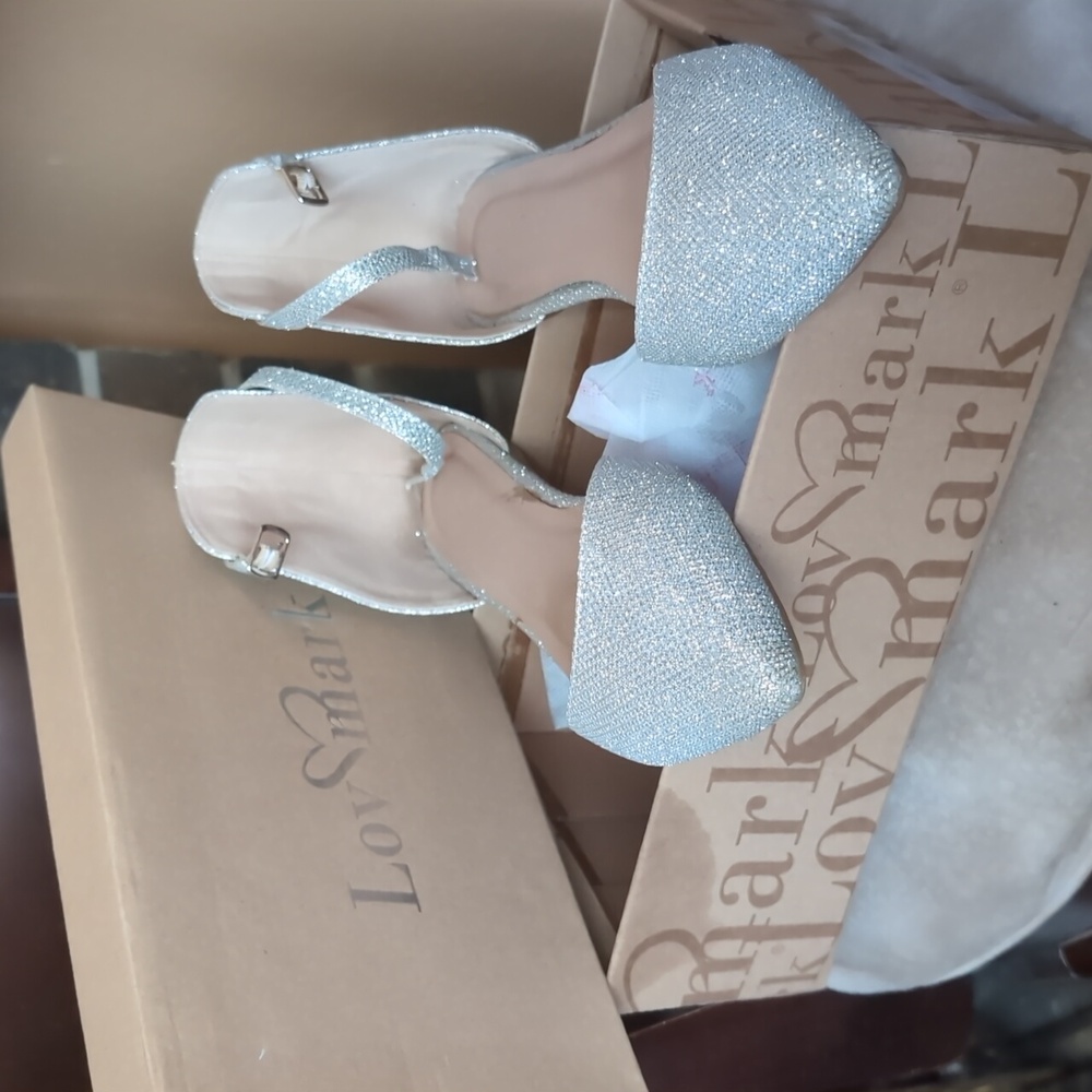 Lovmark dress shoes